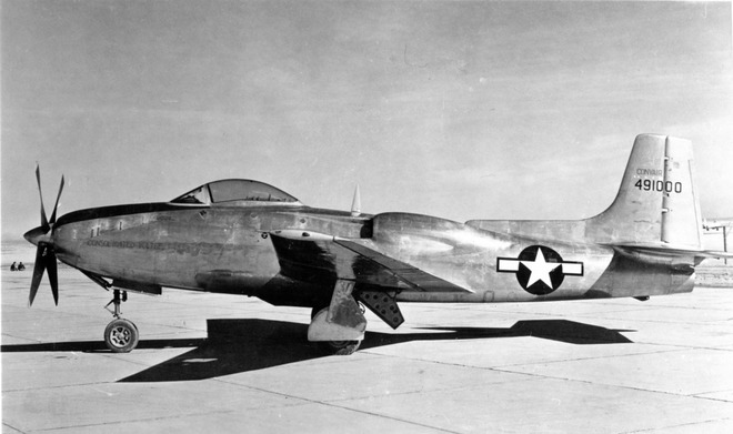 
XP-81 ở Muroc
