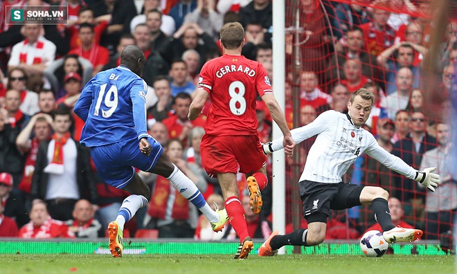 Bàn thắng của Demba Ba sau pha trượt chân của Gerrard lấy đi chức vô địch tưởng chừng đã nằm trong túi Liverpool.