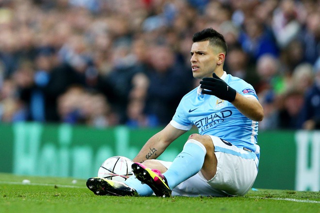 
Ở đấu trường châu Âu mùa này, Aguero là một phiên bản lỗi không hơn, không kém.
