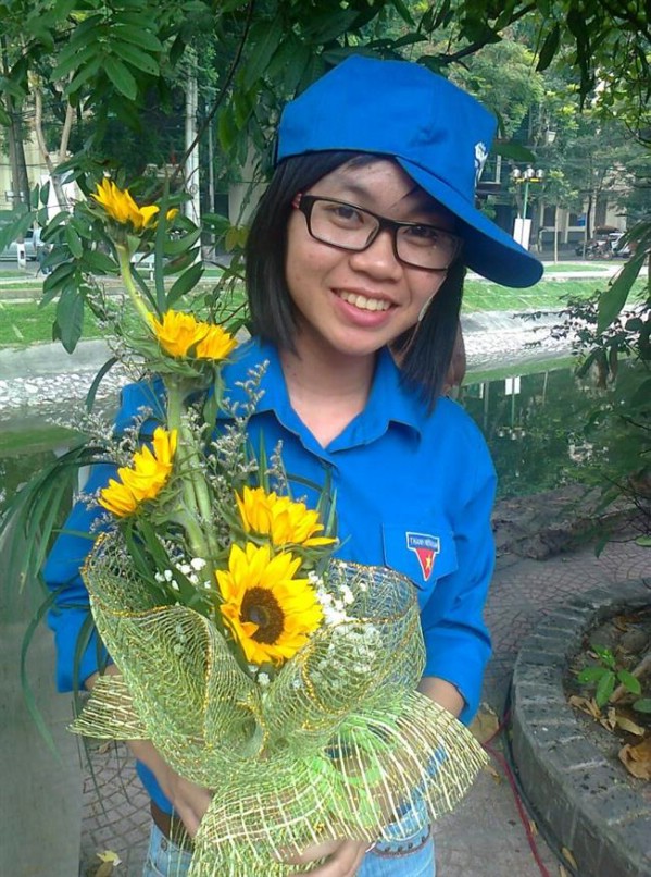 Suốt 2 năm trăn trở và thực hiện gây quỹ hoạt động từ thiện, cô sinh viên Trần Thu Trang không biết mệt mỏi.