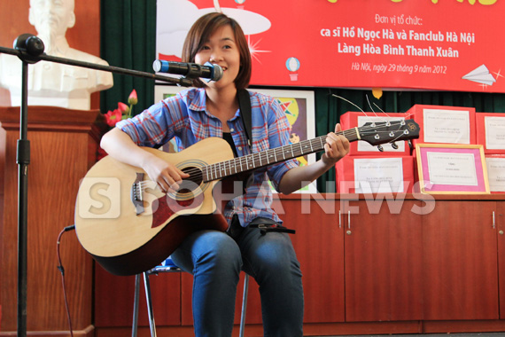 ho-ngoc-ha-dep-gian-di-di-tu-thien-trung-thu-o-ha-noi