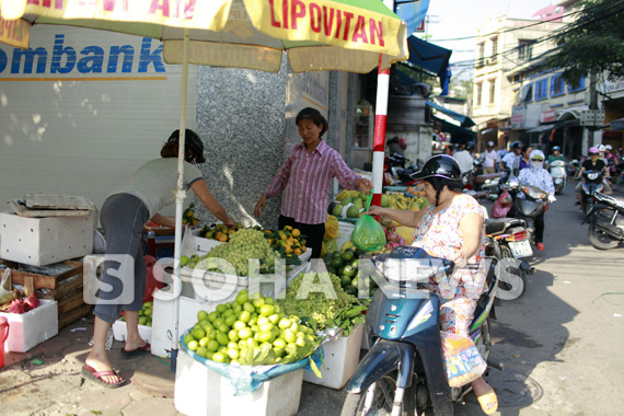 no-nuc-di-cho-ngay-tet-trung-thu