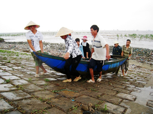 hang-nghin-nguoi-chay-sieu-bao-son-tinh