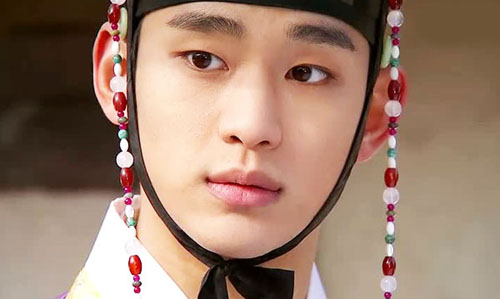 Fan "phát sốt" vì tin Kim Soo Hyun sắp nhập ngũ 2