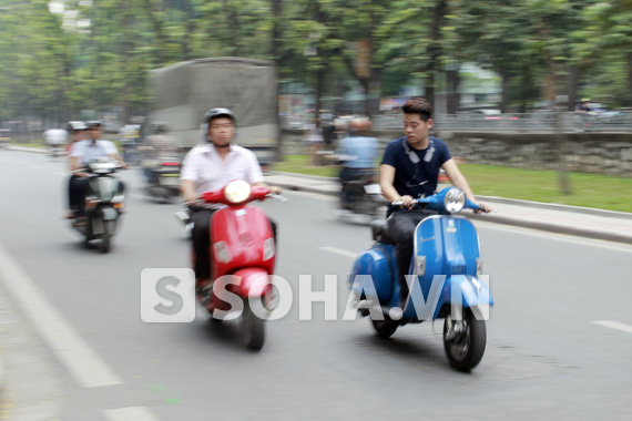 Sao Việt bị “bóc mẽ”  vi phạm giao thông trên đường 9