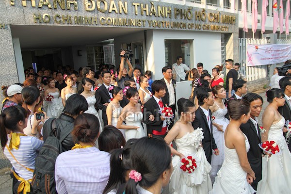 Tưng bừng tại đám cưới tập thể lớn nhất Việt Nam 3