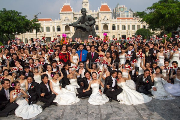 Tưng bừng tại đám cưới tập thể lớn nhất Việt Nam 19