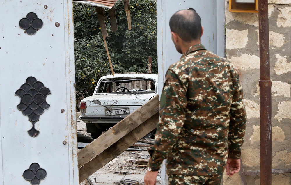 Hậu quả ‘khủng khiếp’ của các cuộc pháo kích ở Nagorno-Karabakh - Ảnh 8.