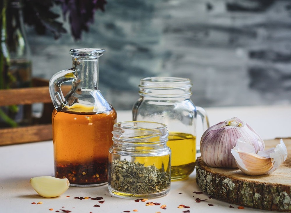 Vì sao dầu ô liu được coi là dầu tốt cho sức khoẻ nhất, chế độ ăn kiểu Địa Trung Hải ưu tiên tiêu thụ? - Ảnh 4.
