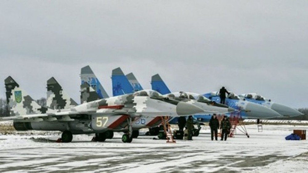 Tiêm kích Su-27 từng gây thảm họa kinh hoàng, nhưng vẫn là át chủ bài của Ukraine - Ảnh 3.