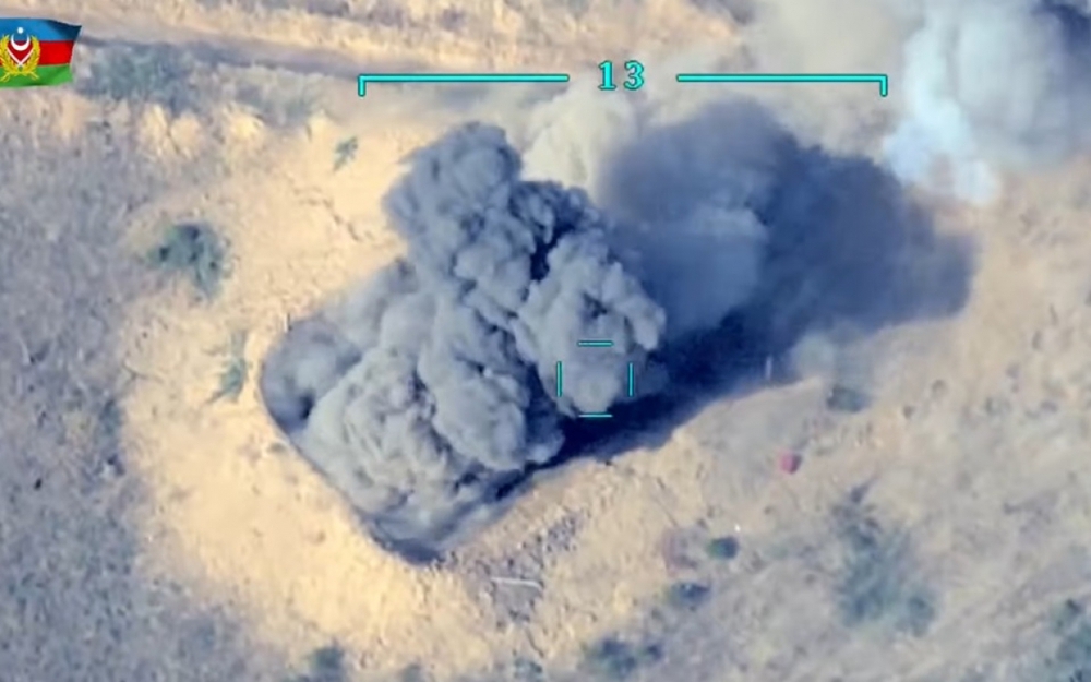 Ám ảnh cảnh Azerbaijan dùng UAV Thổ Nhĩ Kỳ tấn công các vị trí của Armenia ở Karabakh - Ảnh 2.