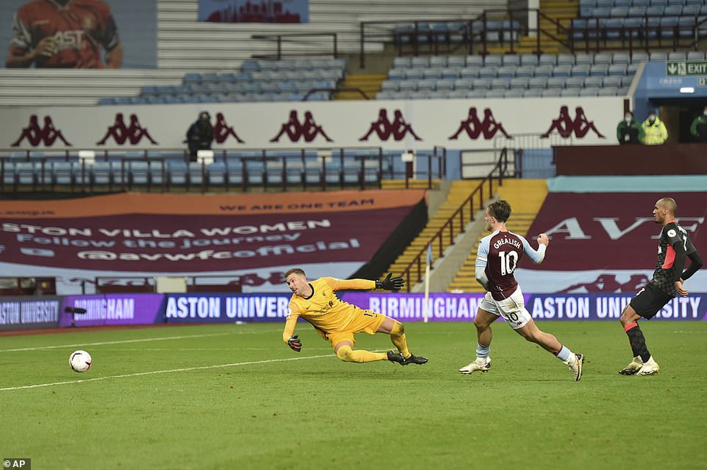 Chủ quan khinh địch, Liverpool thất bại kinh hoàng 2-7 dưới tay Aston Villa - Ảnh 3. Chủ quan khinh địch, Liverpool thất bại kinh hoàng 2-7 dưới tay Aston Villa - Ảnh 3.