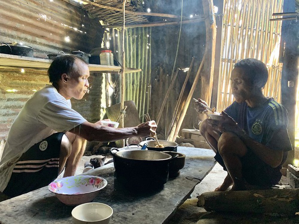 Người rừng Hồ Văn Lang sau 7 năm trở về làng - Ảnh 13.