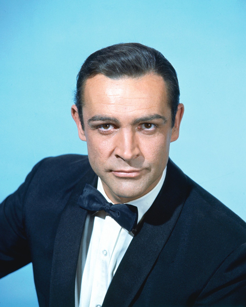 Cựu điệp viên 007 từng thi thể hình, từ chối khoác áo Man United - Ảnh 6.