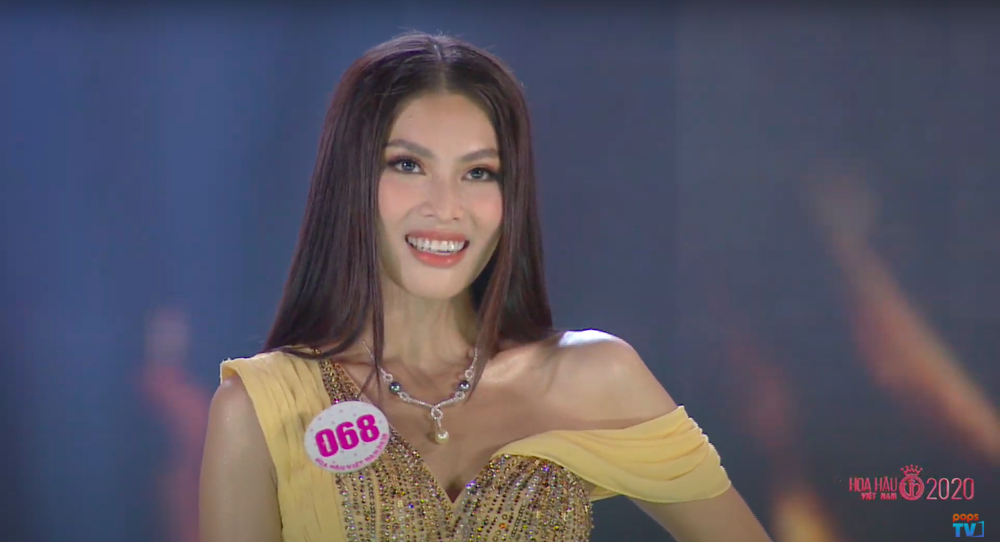 Công bố Người đẹp có hình thể nóng bỏng nhất Hoa hậu VN 2020: Sinh năm 2000, giống Tiểu Vy - Ảnh 1.