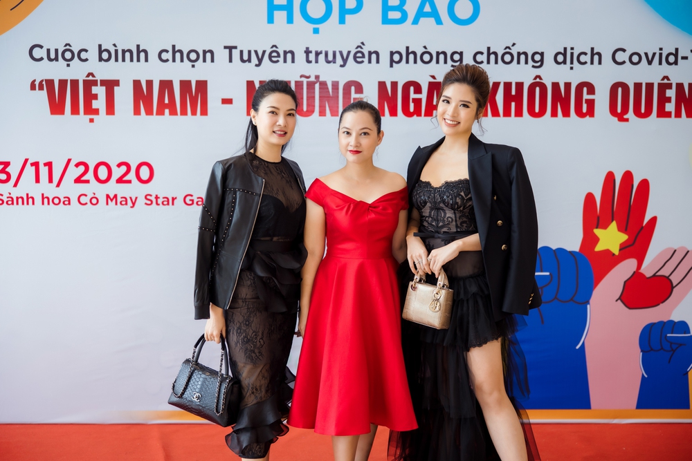 Hoa hậu Phan Hoàng Thu diện váy gợi cảm đi sự kiện - Ảnh 2.