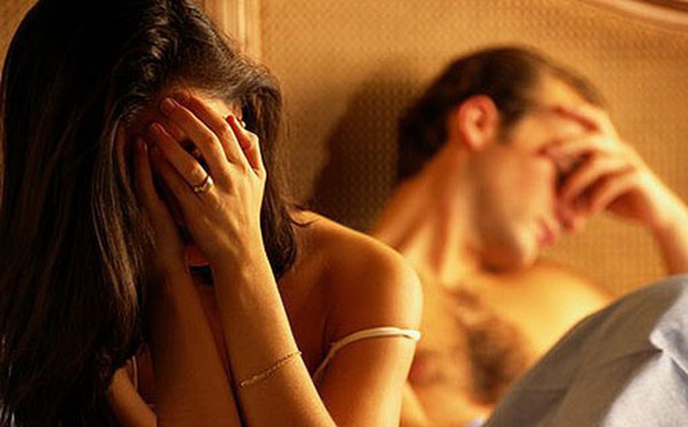 Vợ lãnh cảm chỉ vì chồng... hùng hục