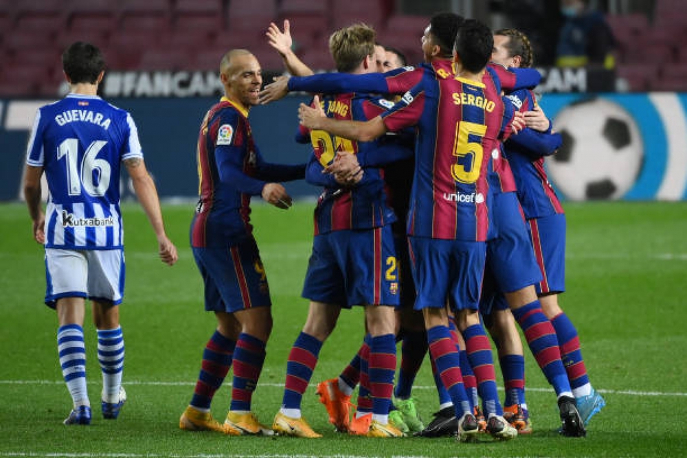 Messi ghi dấu ấn, Barca ngược dòng hạ đội đầu bảng La Liga