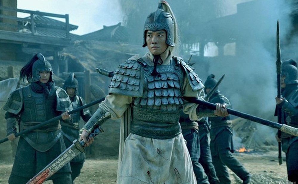 Thừa khả năng đoạt mạng Triệu Vân trong trận Trường Bản, tại sao Tào Tháo lại hạ lệnh không được bắn tên giết chết Tử Long?