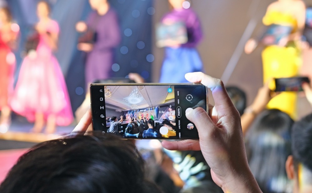 Những smartphone được người Việt mua nhiều nhất năm 2020