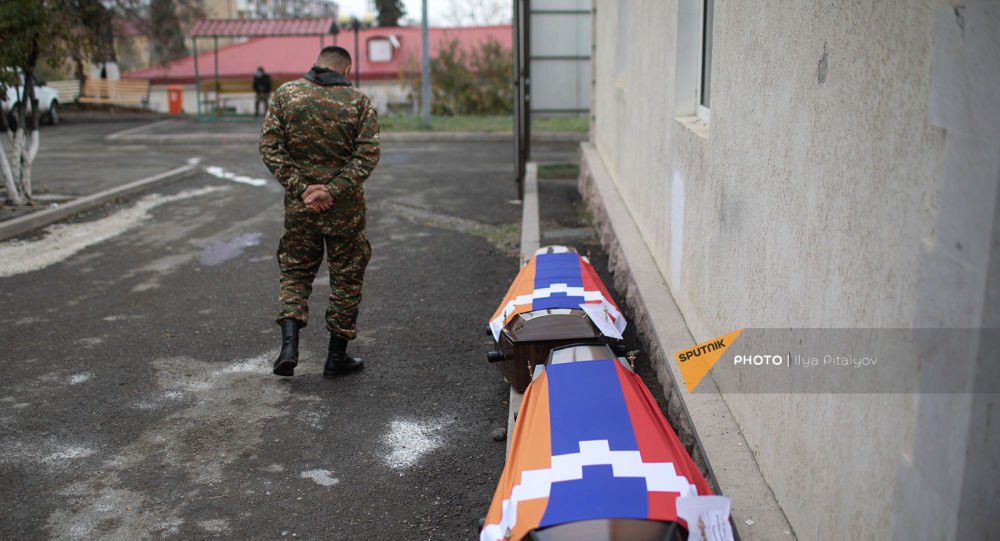 Azerbaijan công bố thương vong ở Karabakh: Quân Armenia có nhận ra sự thật cay đắng? - Ảnh 4.