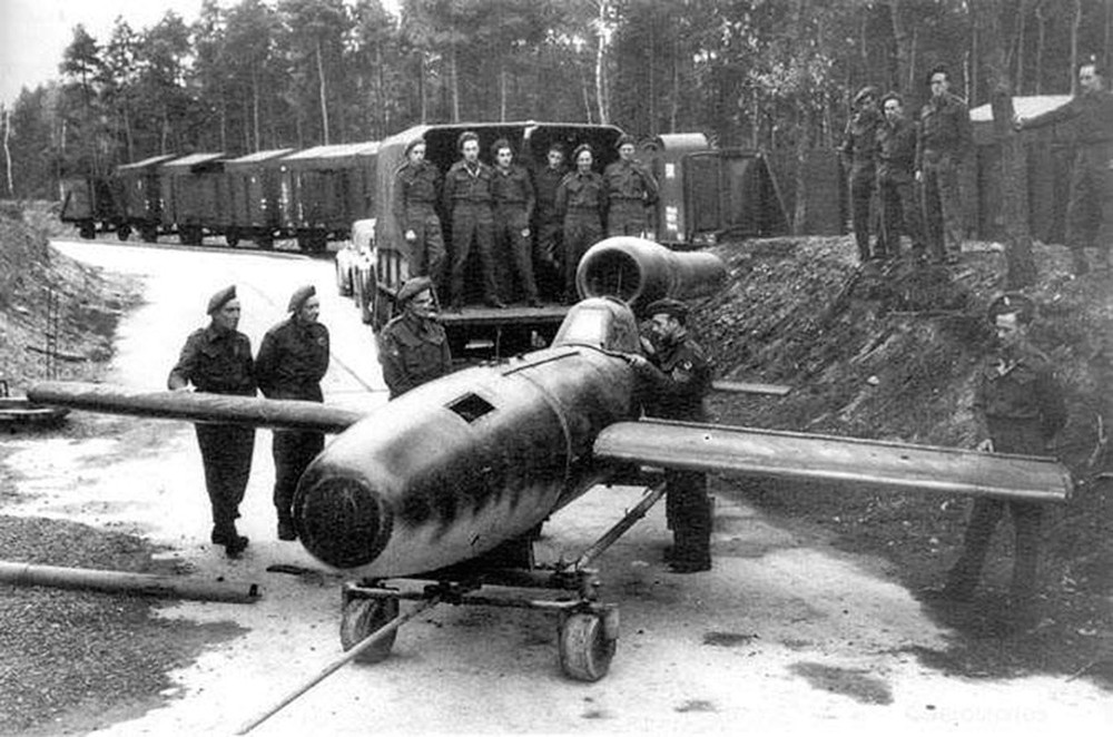 Sứ mạng phi công liều chết của các kamikaze Đức Quốc xã - Ảnh 3.