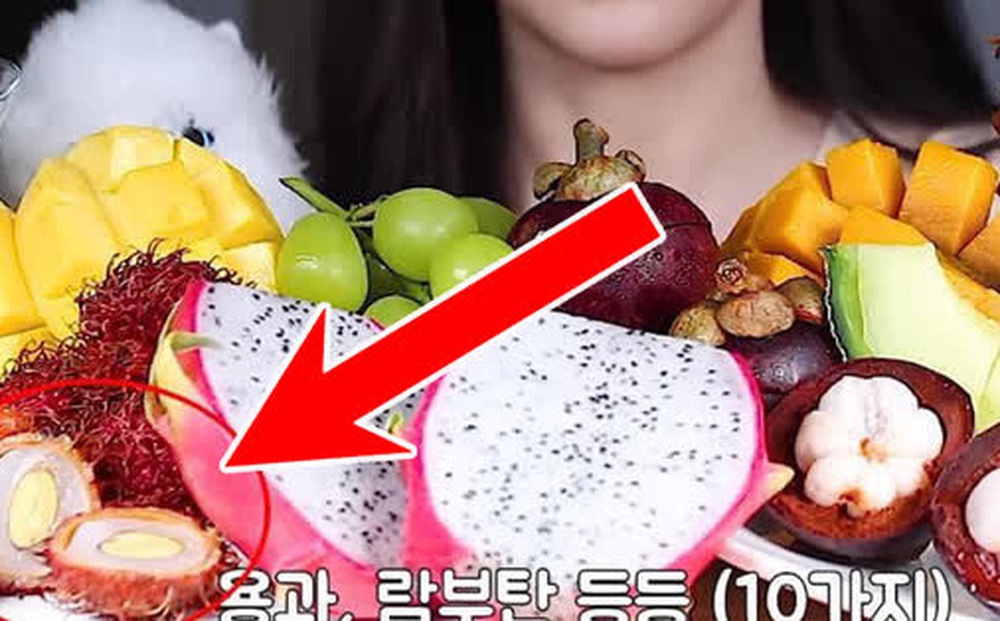Netizens Việt phát cáu với cách bổ chôm chôm của nữ YouTuber mukbang Hàn, nhìn vội còn bị nhầm là… “quả trứng luộc có gai”