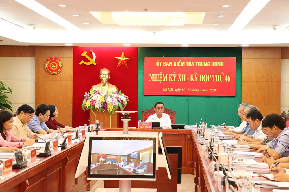 Đề nghị khai trừ Đảng nguyên Phó Chủ tịch TP.HCM Nguyễn Hữu Tín và Trưởng Ban Nội chính Tỉnh ủy Thái Bình - Ảnh 1.