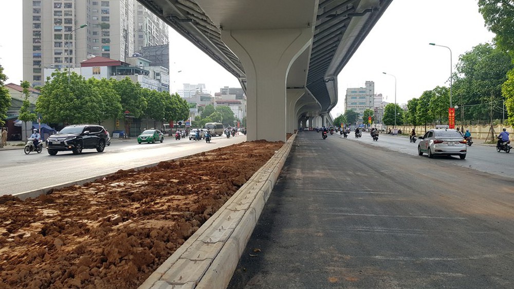 Ngỡ ngàng đường vành đai 2 trên cao trước ngày thông xe - Ảnh 14.