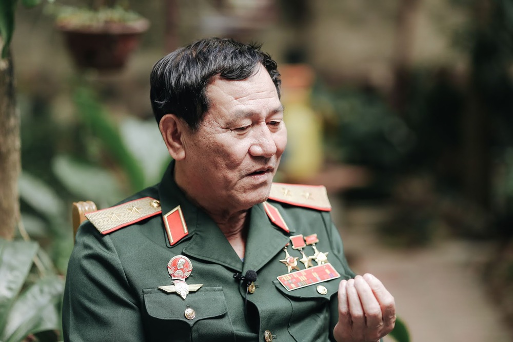 Anh hùng dân tộc Phạm Tuân kể về cách phi công Việt Nam bắn hạ B-52 - thành tựu lừng lẫy mà không mấy lực lượng không quân làm nổi - Ảnh 2.