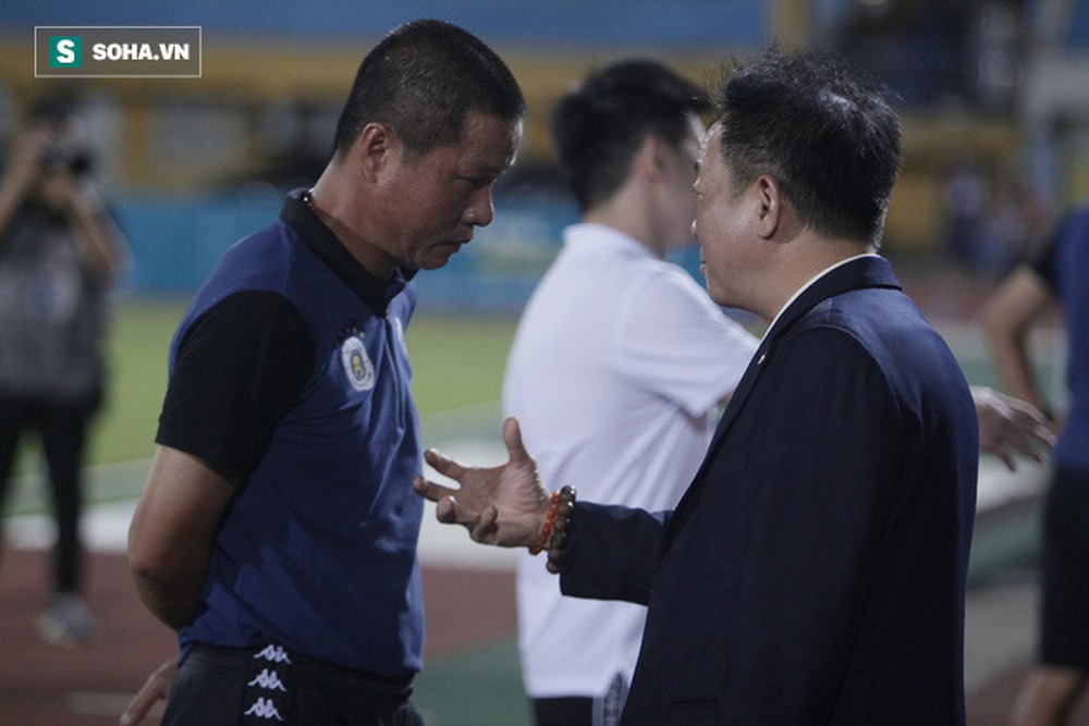 Cha con bầu Hiển gặp riêng BHL Hà Nội FC và trưởng ban trọng tài sau trận hòa tiếc nuối - Ảnh 8.