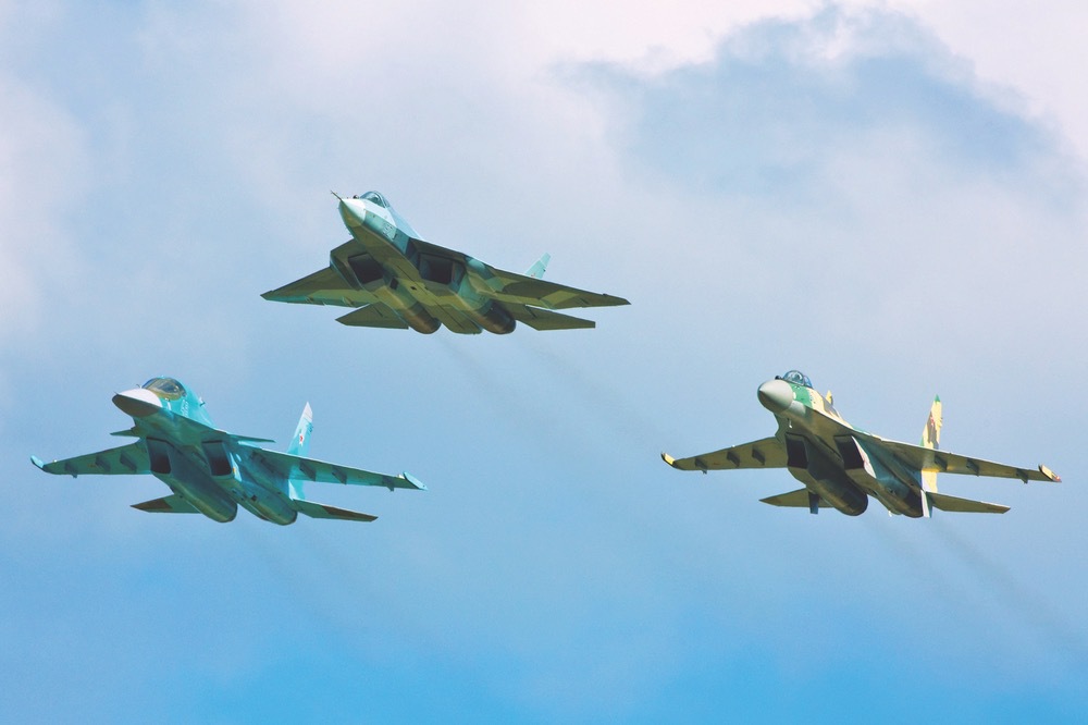 Su-57 đã thể hiện đẳng cấp: Đập thẳng mặt những kẻ dám nhạo báng át chủ bài của KQ Nga - Ảnh 2.