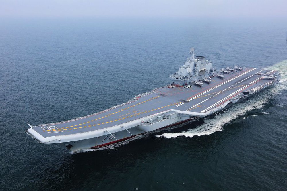 Chuyên gia Nga nêu giả thuyết và đặt cửa Mỹ sẽ thắng Trung Quốc trong cuộc chiến tàu sân bay - Ảnh 3.