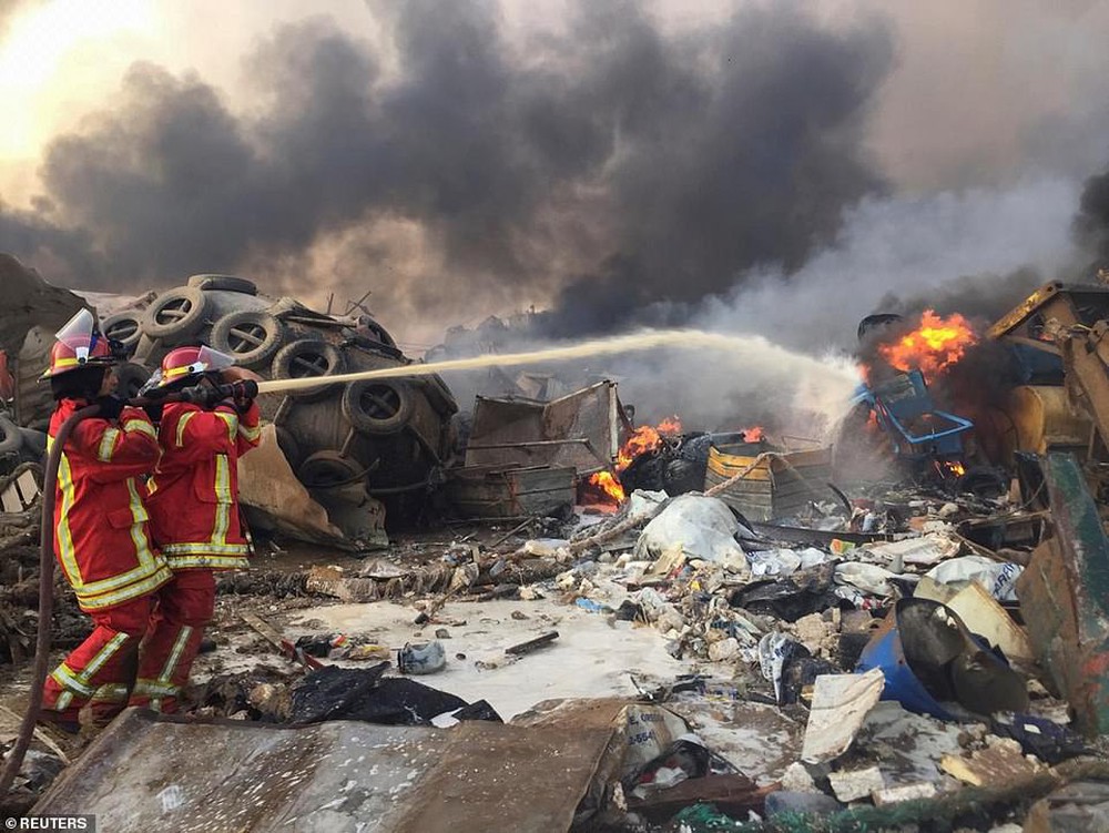 Nhiều người bị thổi bay: So sánh vụ nổ ở Beirut với thảm họa Chernobyl, nhân chứng phẫn nộ đòi công lý - Ảnh 7.