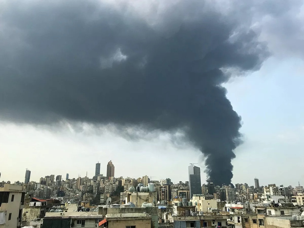 Hé lộ nguyên nhân bùng phát đám cháy ở cảng Beirut - Ảnh 5.