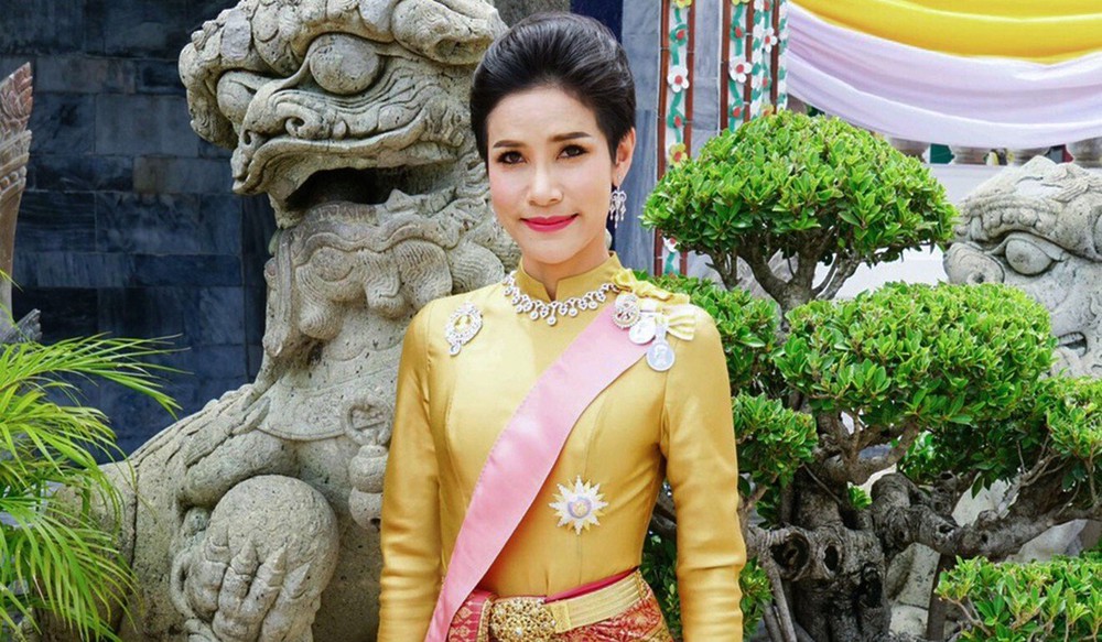 Thái Lan: Công báo Hoàng gia xác nhận Hoàng quý phi chưa từng làm điều sai trái, được phục hồi tước vị - Ảnh 1.