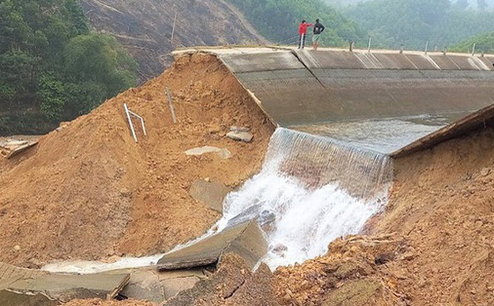 Kênh 4.300 tỉ đứt gãy giữa mùa khô: Lệnh sửa trong 3 ngày, mới khắc phục được hơn 30%