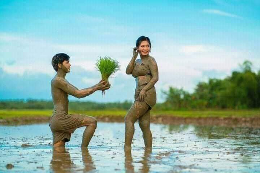 Chất ngất trước bộ ảnh cưới độc lạ đúng chất bỏ phố về quê - Ảnh 6.