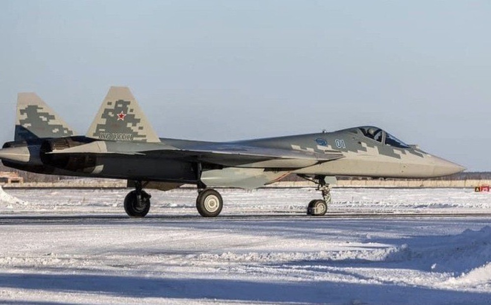 Không quân Nga sẽ trang bị một loạt vũ khí siêu vượt âm cho tiêm kích tàng hình Su-57