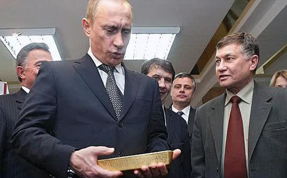 Nga lần đầu tiên dự trữ nhiều vàng hơn USD