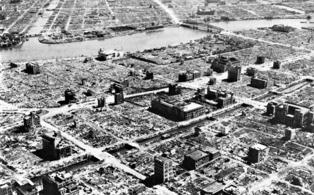 Nha sĩ Mỹ hiến kế thiêu trụi Tokyo bằng “bom dơi”