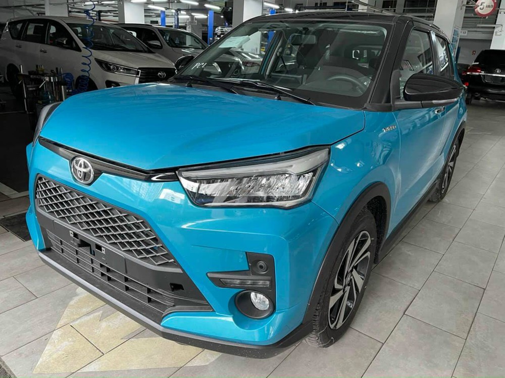 Loạt ô tô giá 500 triệu về Việt Nam, toàn hàng khủng gây mưa làm bão  - Ảnh 3.