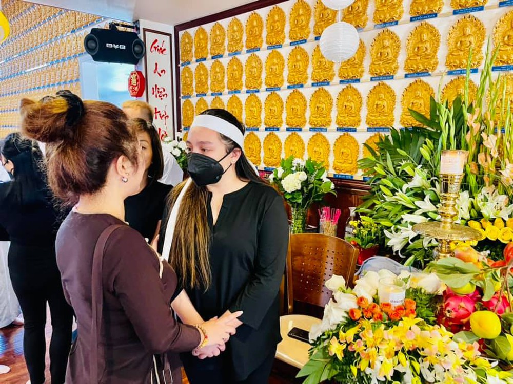 Đám tang Phi Nhung ở Mỹ: Thúy Nga quyết định làm điều đặc biệt cho người quá cố - Ảnh 2. Đám tang Phi Nhung ở Mỹ: Thúy Nga quyết định làm điều đặc biệt cho người quá cố - Ảnh 2.
