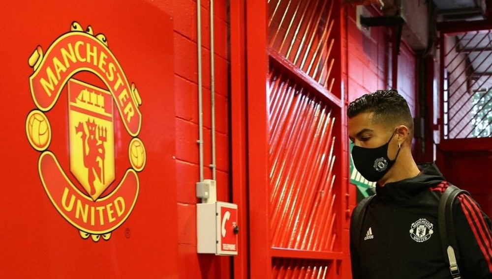 Ronaldo khiến kế hoạch của MU rơi vào tay kình địch