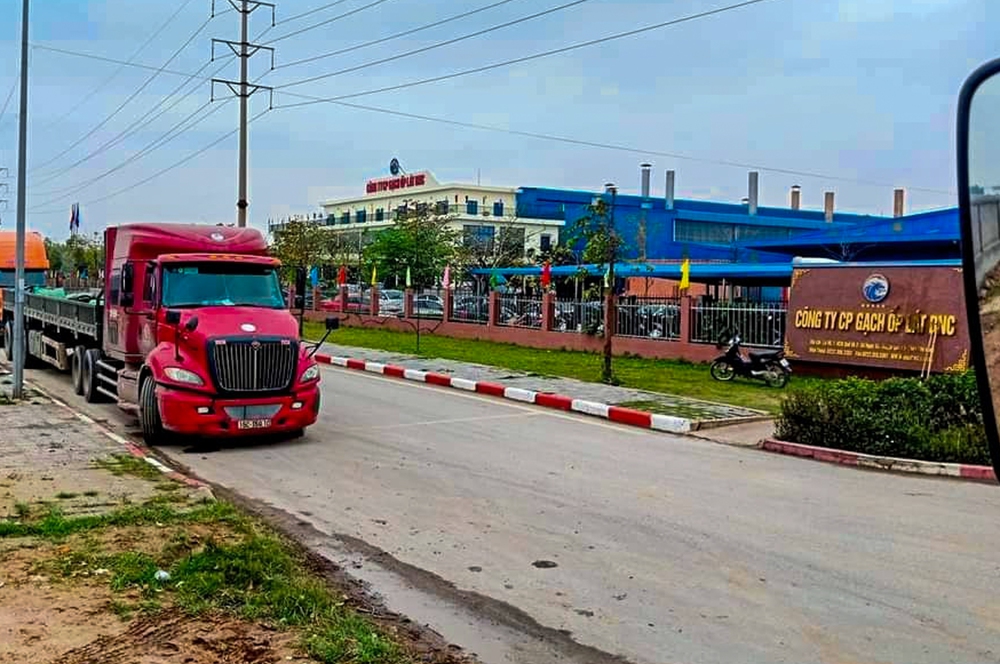 Hiện trường vụ nổ lò hơi ở Bắc Ninh khiến 3 người chết, 6 người bị thương - Ảnh 1.