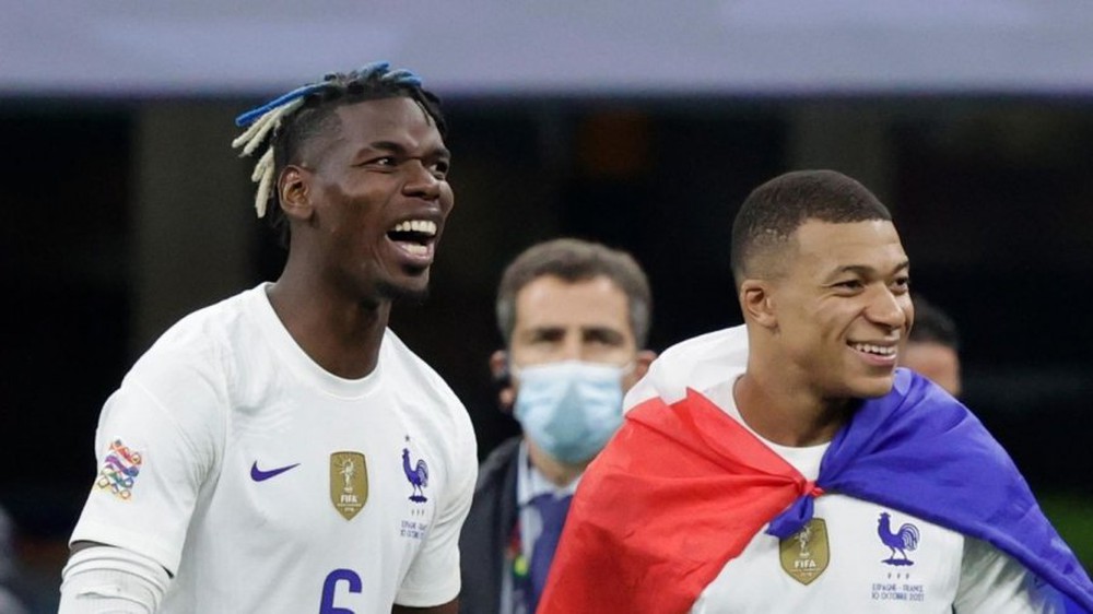 Chuyển nhượng MU 14/10: Pogba đến Tây Ban Nha, Van de Beek về dưới trướng Mourinho?
