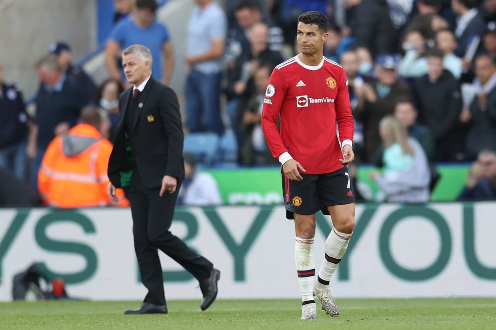 Ronaldo tịt ngòi, Man United run rẩy, tan hoang trước sự hồi sinh của Bầy cáo - Ảnh 3.