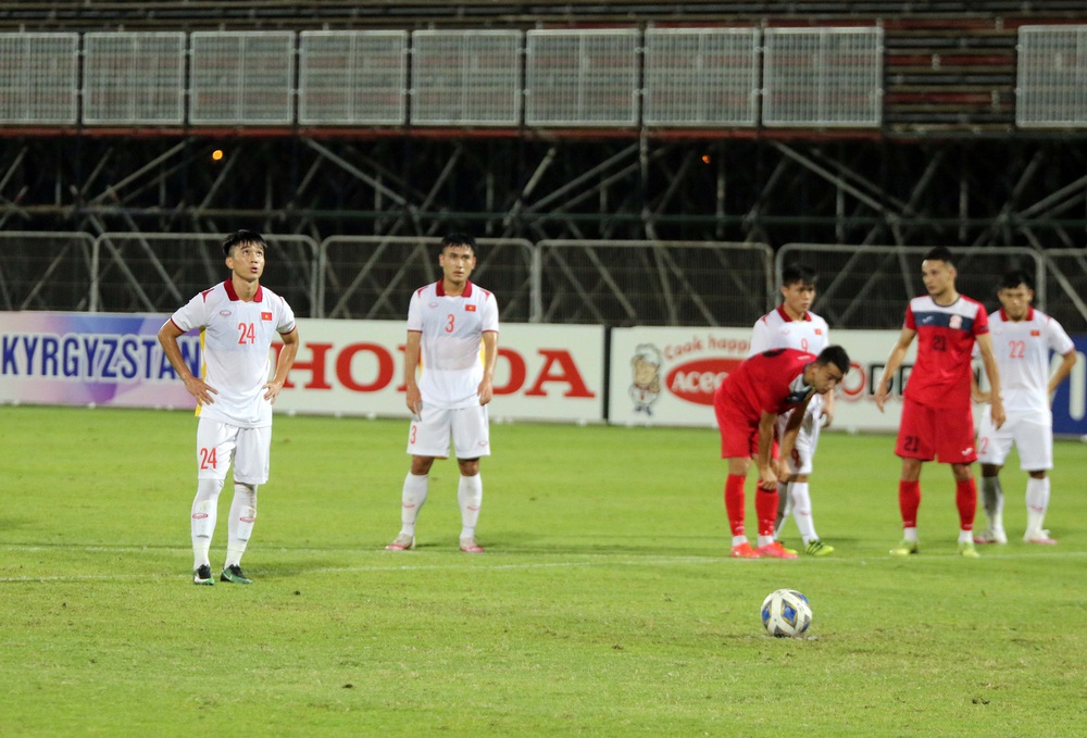 Thắng tưng bừng trước đối thủ mạnh, U23 Việt Nam vững tin bước vào giải châu Á - Ảnh 3.
