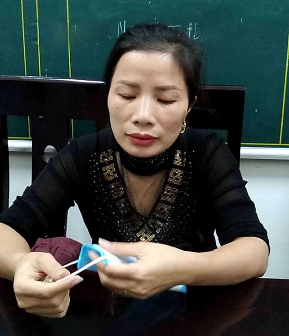 Vụ 3 nữ cán bộ ở Nghệ An bị bắt: Thủ đoạn ăn chặn tiền lụt bão của người dân bị bại lộ - Ảnh 1.