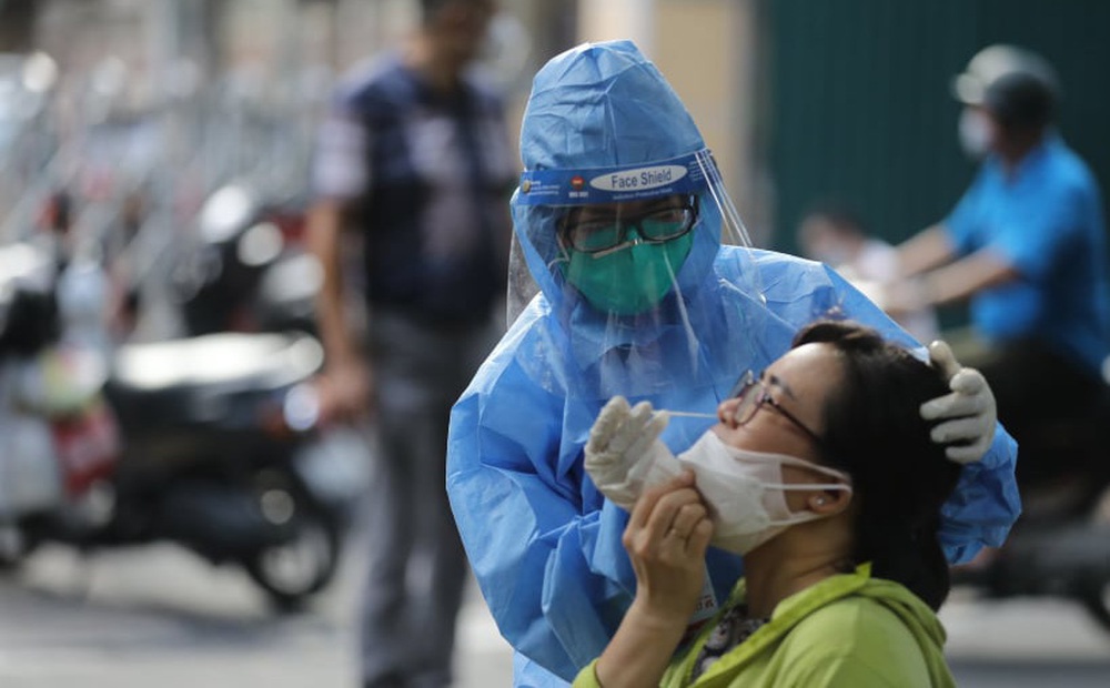 Phó Giám đốc CDC Hà Nội: 'Ổ dịch' Bệnh viện Việt Đức đã có nhiều mức độ lây nhiễm, tình hình có thể sẽ khó khăn, phức tạp hơn